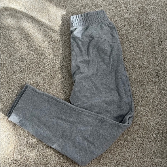 GROUP BY BABATON Rocket XXS/XS grey French terry cropped ankle pants EUC Aritzia - Picture 3 of 12